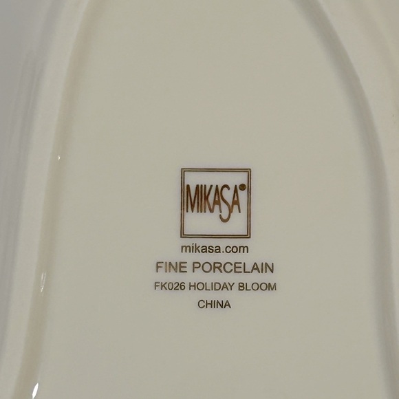 Mikasa Fine Porcelain Holiday Bloom Bell/Poinsettia Nut/Candy Dish FK026 EUC - Picture 4 of 6